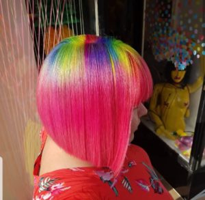Frau Schneider Stylist in Vienna - Hair Dyeing and Hair cutting