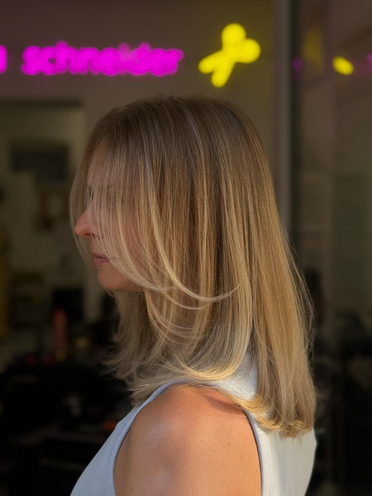 Frau-Schneider-Balayage-Expert-Vienna-2 Frau Schneider Balayage Wien